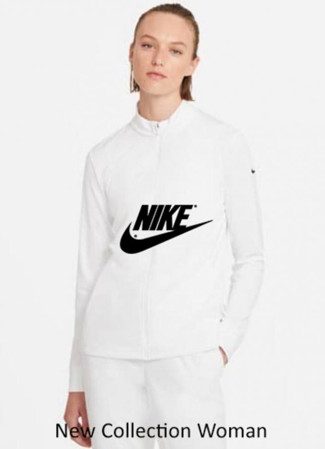 New Collection Woman . Nike (2021-02-08-2021-02-08)