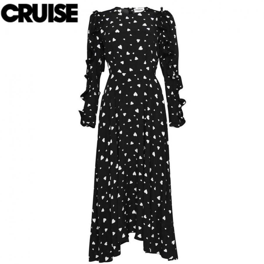 New Arrivals Women . Cruise Fashion (2021-04-30-2021-04-30)