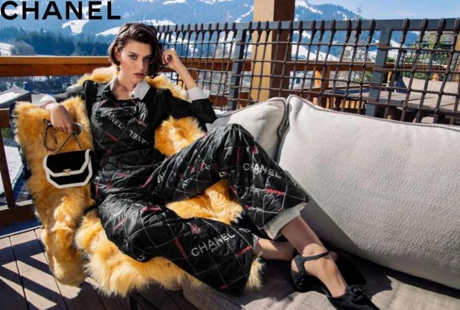 Fall-Winter 2021/22 Ready-to-Wear Collection. Chanel (2022-02-19-2022-02-19)